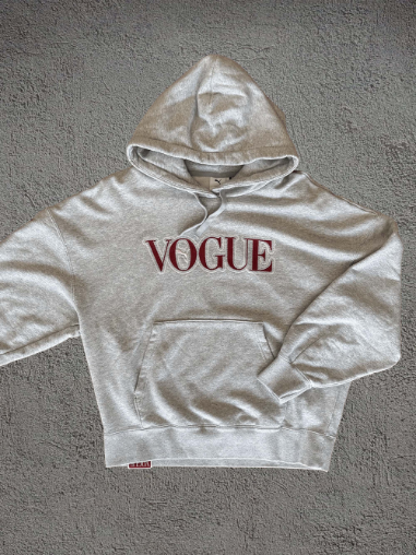 Hoodie Puma x Vogue. Color Gris claro.